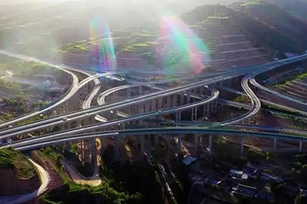 Yinbai Expressway in Gansu Province
